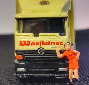 Колекційна іграшкова модель вантажного автомобіля машини 1:87 мод0612 фото