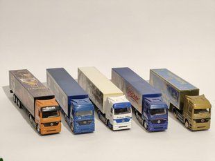 Колекційна іграшкова модель вантажного автомобіля машини 1:87 мод0214 фото
