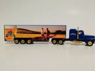 Колекційна іграшкова модель вантажного автомобіля машини 1:87 мод0515 фото
