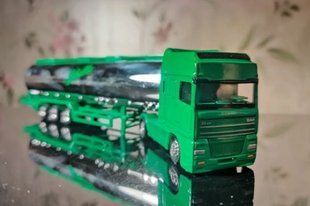 Колекційна іграшкова модель вантажного автомобіля машини 1:87 мод0621 фото