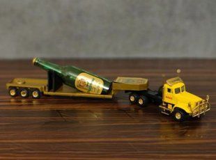 Колекційна іграшкова модель вантажного автомобіля машини 1:87 мод0381 фото