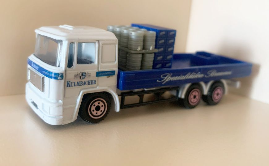 Колекционная игрушечная модель грузового автомобиля машины 1:87 мод0963 фото