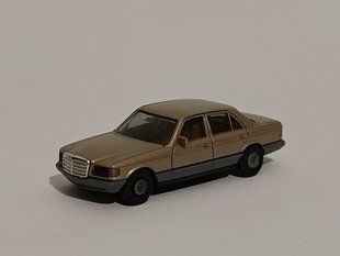 Колекционная игрушечная модель грузового автомобиля машины 1:87 мод0198 фото