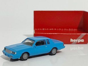 Колекционная игрушечная модель грузового автомобиля машины 1:87 мод0828 фото