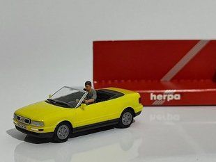 Колекционная игрушечная модель грузового автомобиля машины 1:87 мод0829 фото