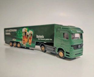 Колекційна іграшкова модель вантажного автомобіля машини 1:87 мод0500 фото
